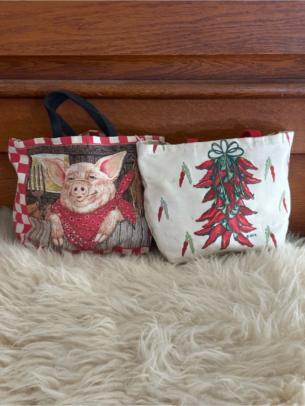 Canvas Chili Pepper & Farm Pig Decorative Tote Set - Red and Cream